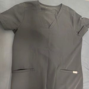 FIGS gray casma three pocket scrub top